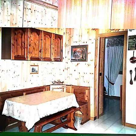 La Casa Di Alice Apartment *